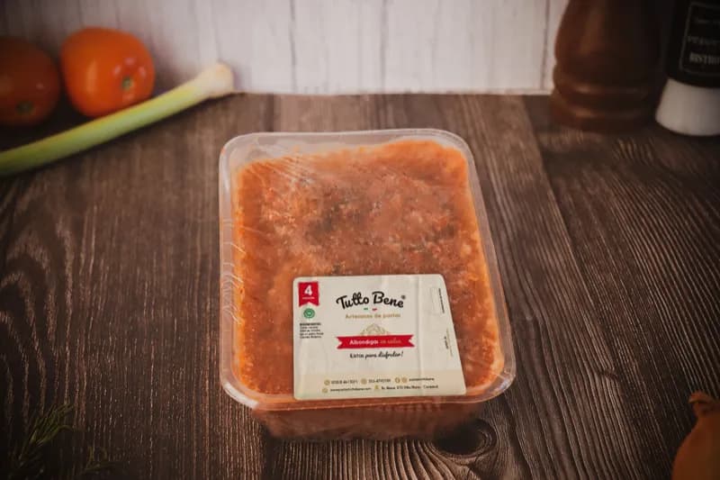 Albóndigas con Salsa Bolognesa artesanales — Pastas Tutto Bene Villa María